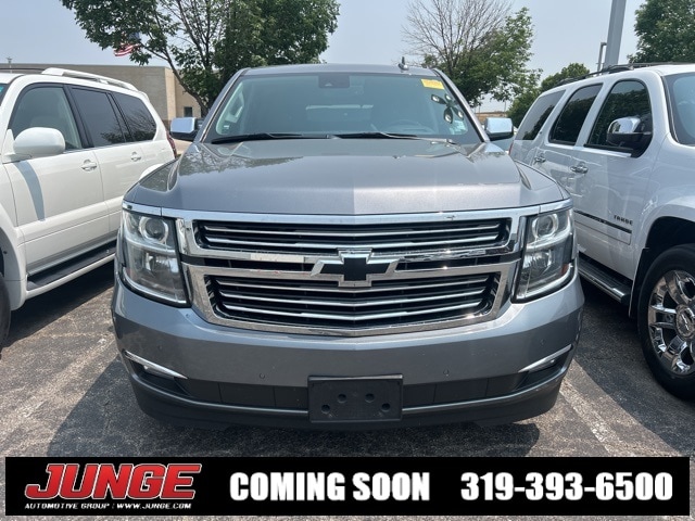Used 2020 Chevrolet Tahoe Premier with VIN 1GNSKCKC0LR171303 for sale in Hiawatha, IA