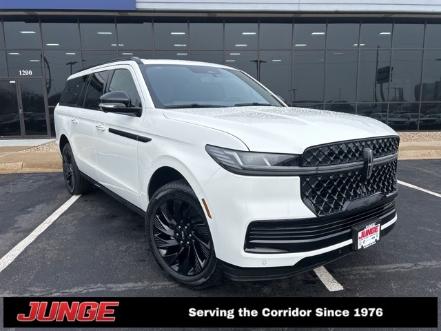 2026 Lincoln Navigator Reserve's photo