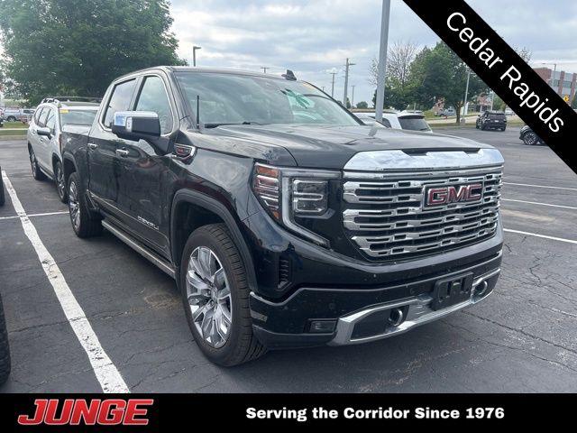 2024 GMC Sierra 4WD Crew Cab Short Box Denali's photo
