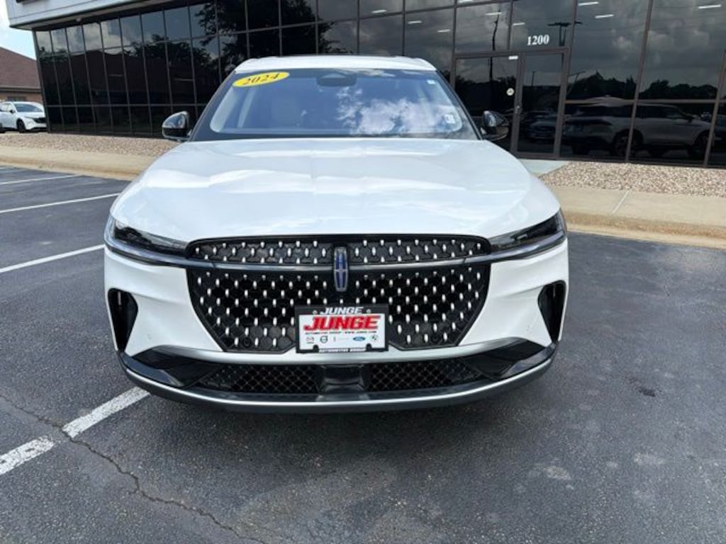 Certified 2024 Lincoln Nautilus Premiere SUV