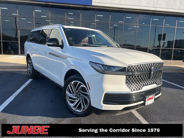 2025 Lincoln Navigator Reserve L's photo