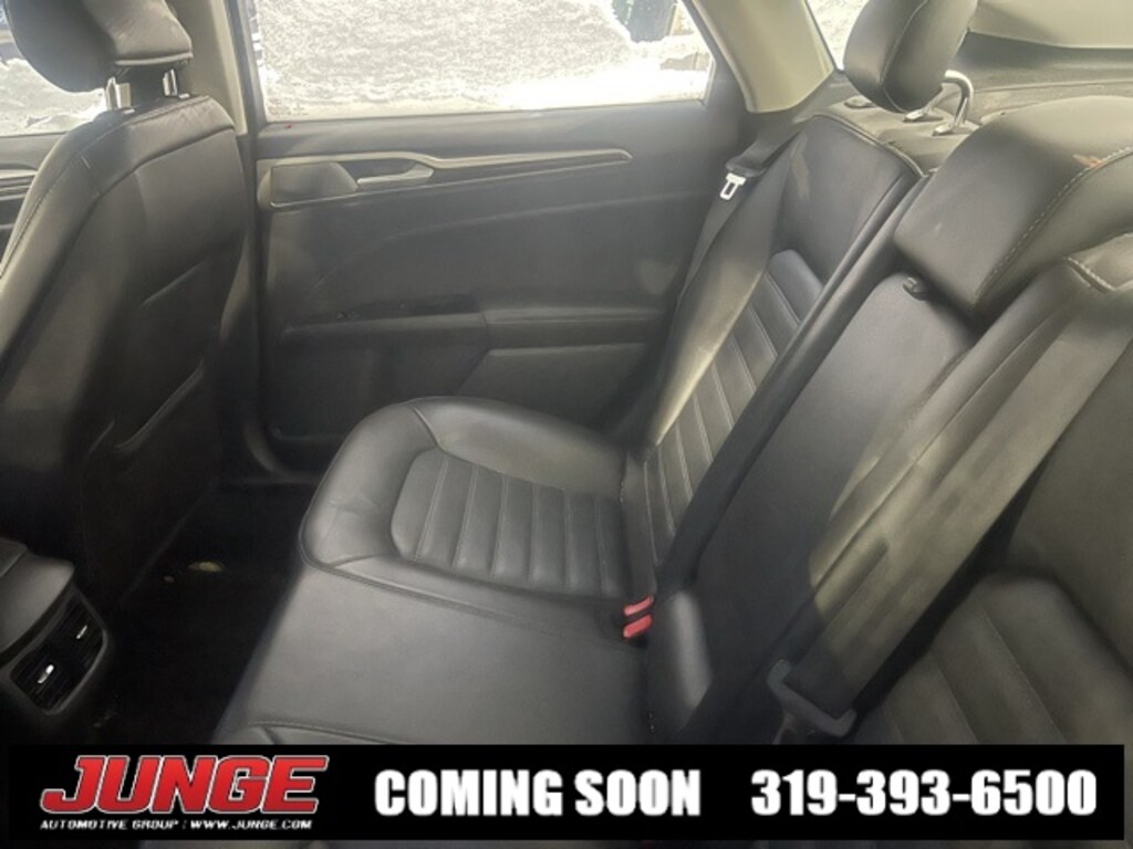 Used 2015 Ford Fusion SE Sedan