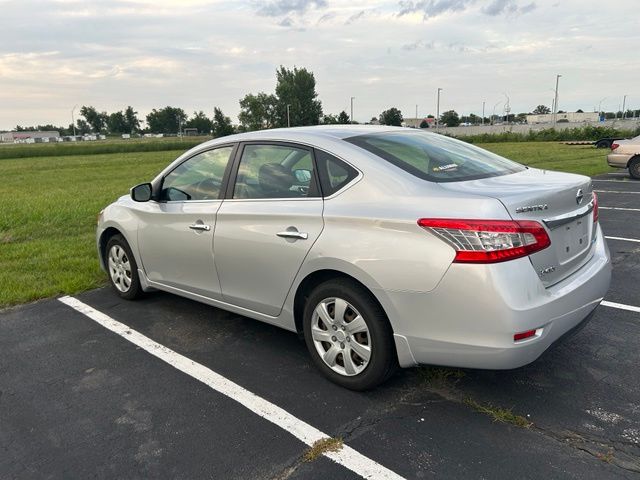 Used 2014 Nissan Sentra SV with VIN 1N4AB7AP0EN853615 for sale in North Liberty, IA