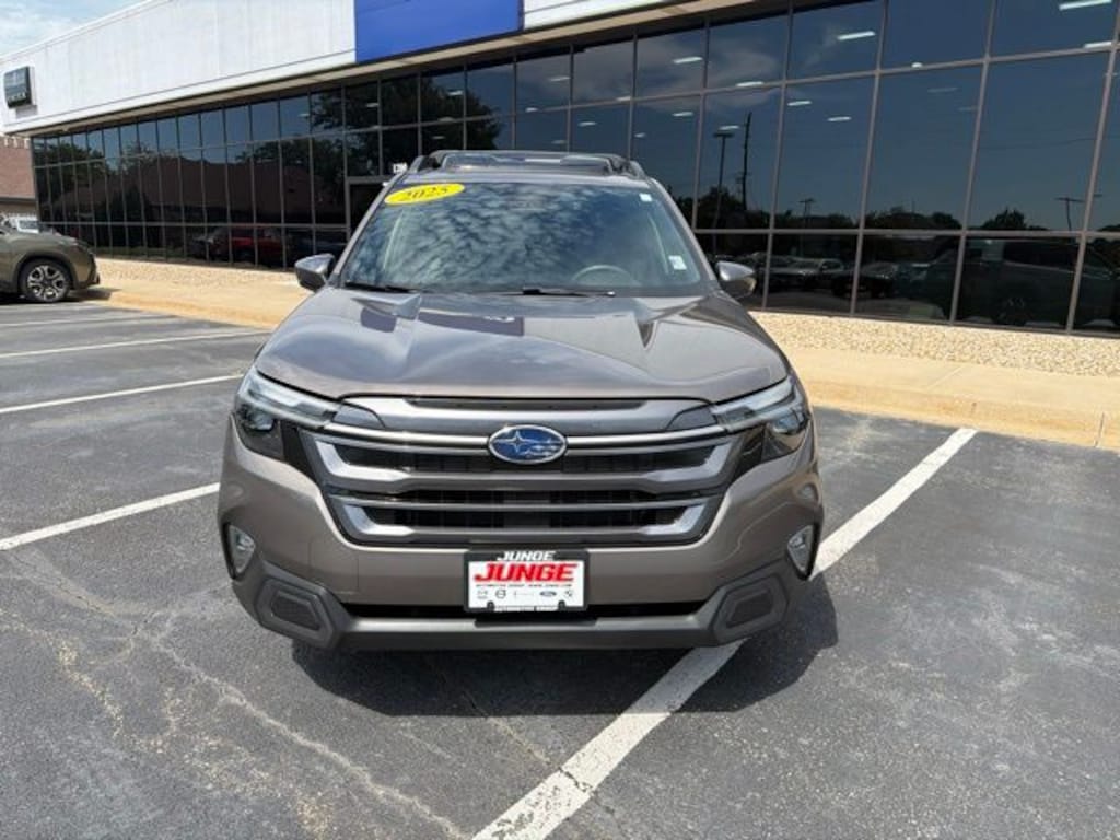 Used 2025 Subaru Forester Limited SUV