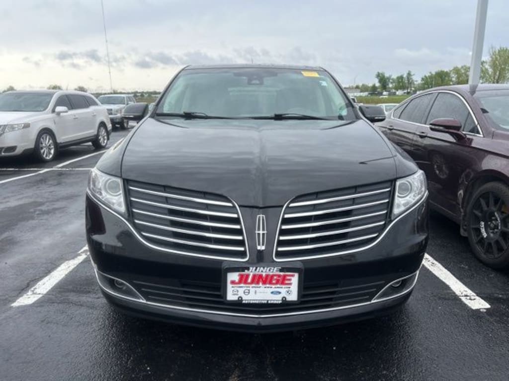 Used 2019 Lincoln MKT Standard SUV