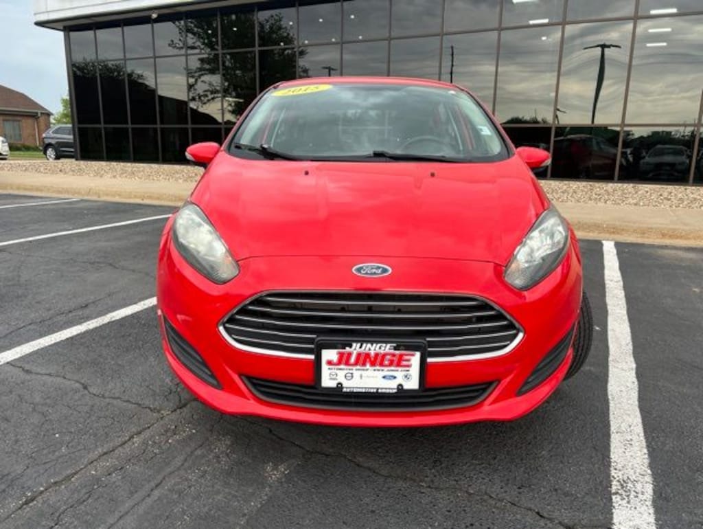 Used 2015 Ford Fiesta SE Hatchback