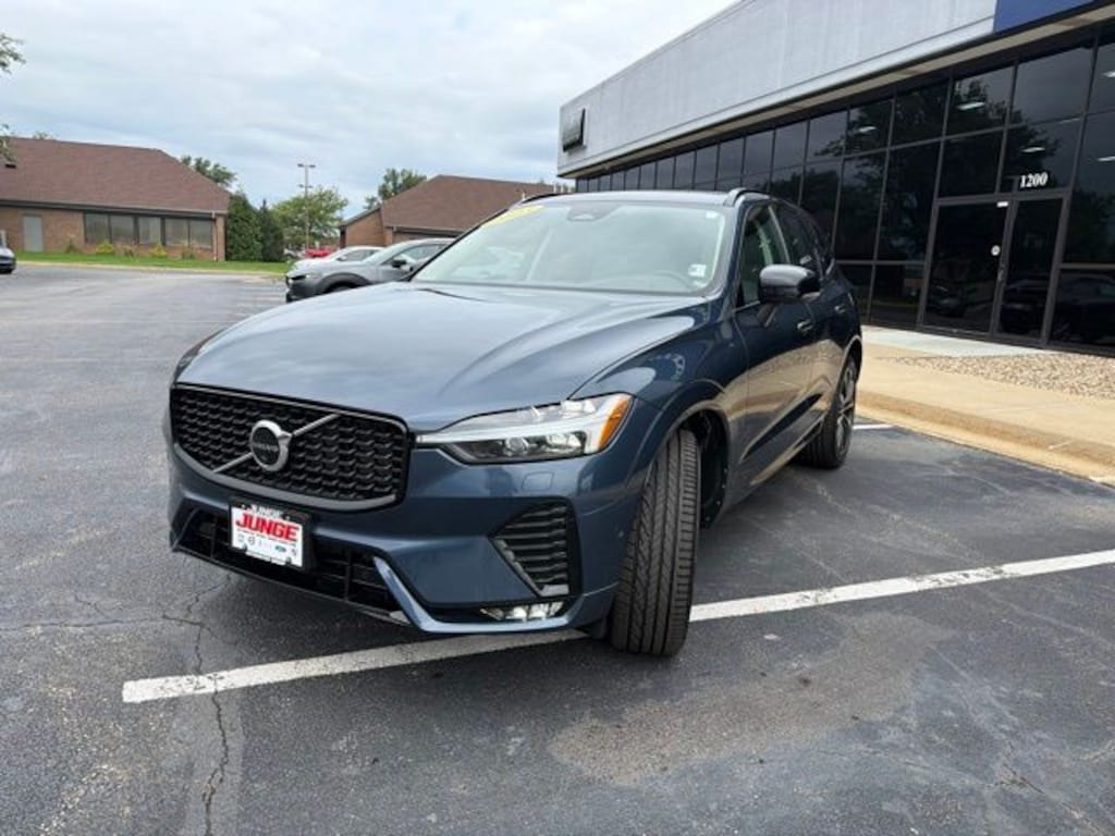 Used 2023 Volvo XC60 B5 Plus Dark Theme SUV