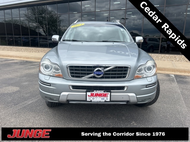 Used 2014 Volvo XC90 3.2 with VIN YV4952CZXE1680874 for sale in Hiawatha, IA