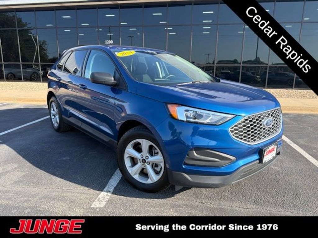 Used 2024 Ford Edge SE SUV