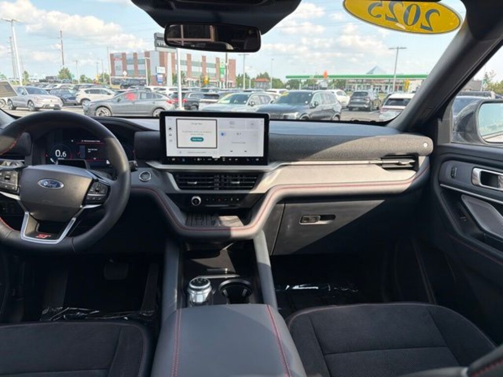 Used 2025 Ford Explorer ST SUV