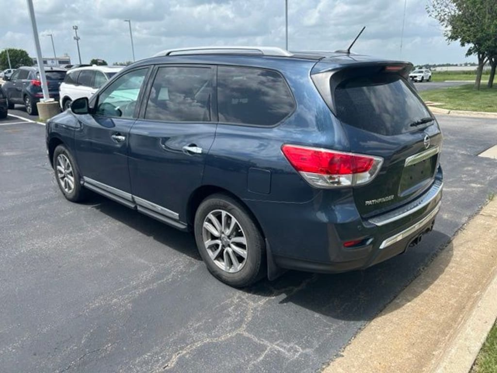 Used 2014 Nissan Pathfinder SL SUV