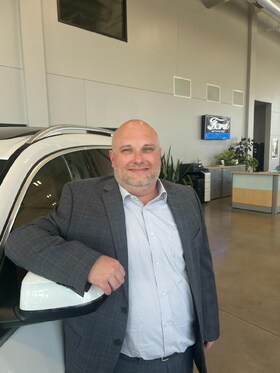Staff member Jeremy Furniss from 450633ef5bb7