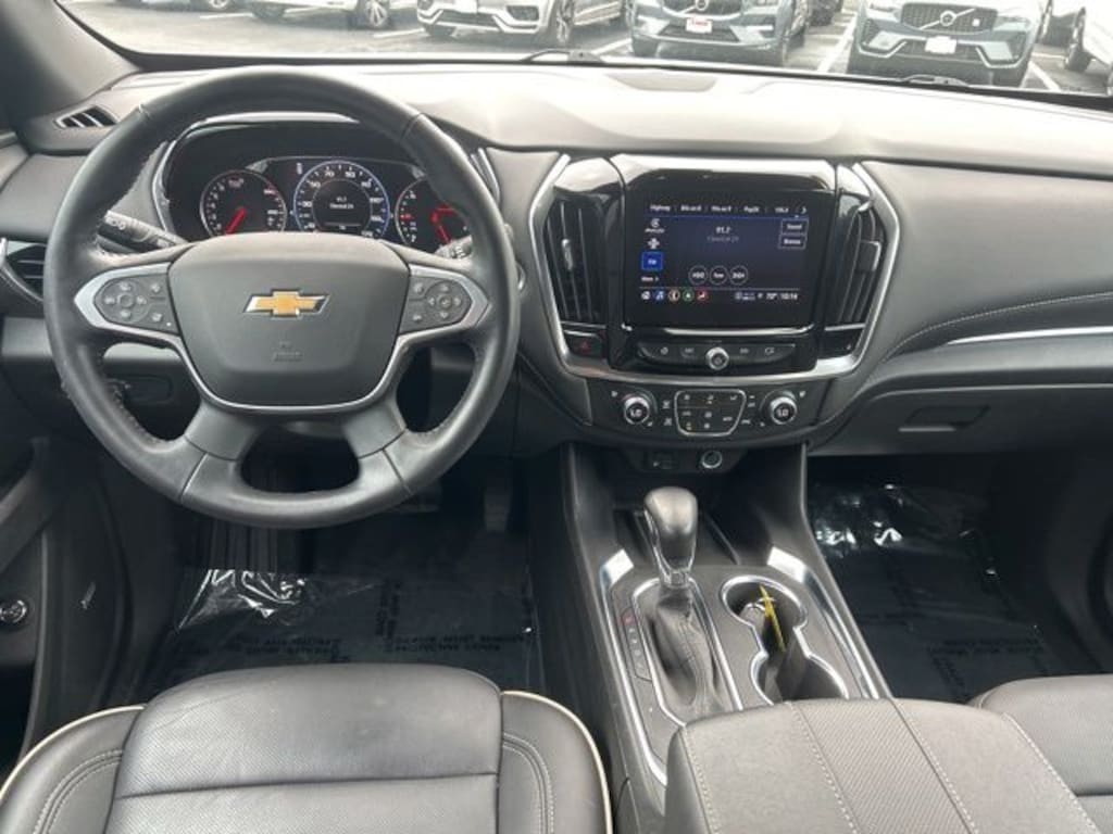 Used 2022 Chevrolet Traverse Premier SUV