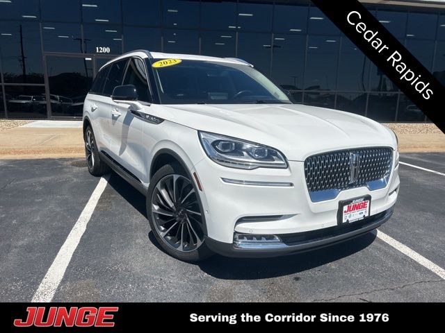 2023 Lincoln Aviator Reserve AWD's photo