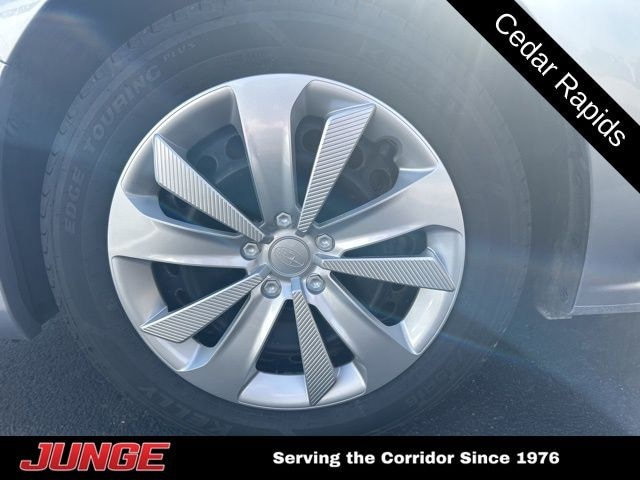 Featured Pre-Owned 2019 Subaru Impreza 2.0i Hatchback for sale in Hiawatha, IA