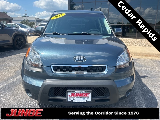 Used 2011 Kia Soul Base with VIN KNDJT2A23B7228530 for sale in Hiawatha, IA