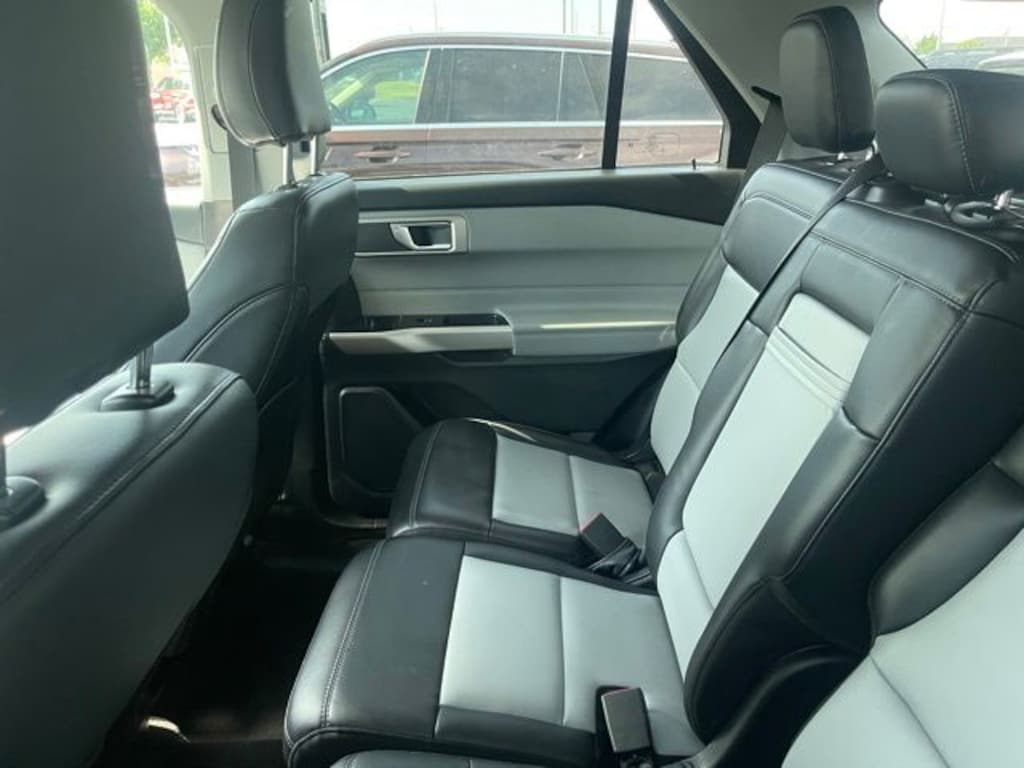 Used 2023 Ford Explorer XLT SUV