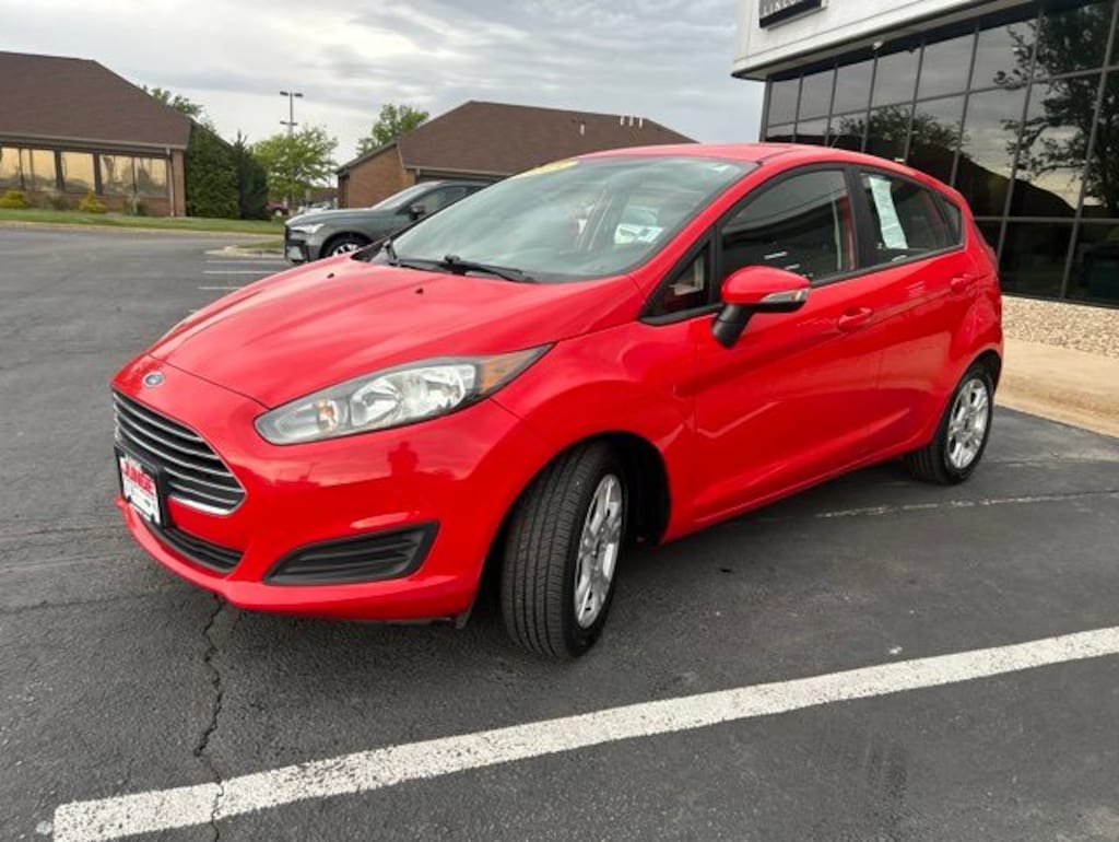 Used 2015 Ford Fiesta SE Hatchback