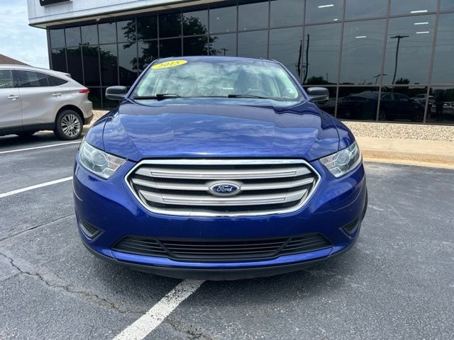 Used 2015 Ford Taurus SE with VIN 1FAHP2D92FG178064 for sale in Hiawatha, IA
