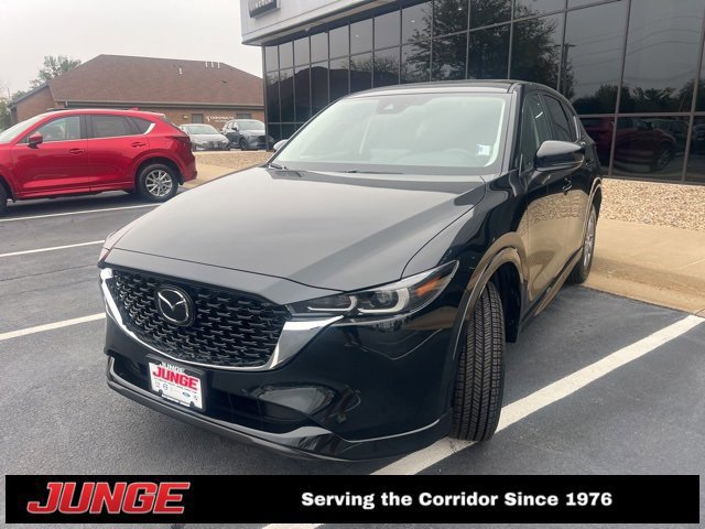 2025 Mazda CX-5 2.5 S Preferred photo 3