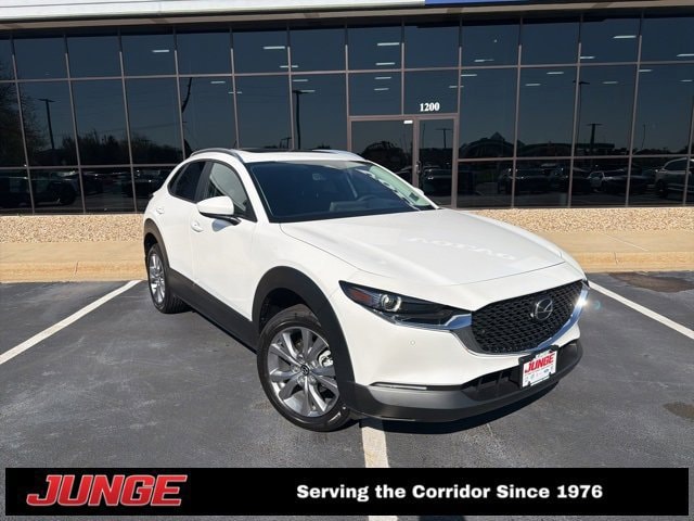 2026 Mazda CX-30 Premium's photo