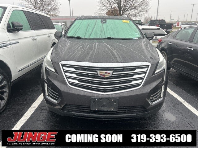 2017 Cadillac XT5 Premium Luxury photo 2