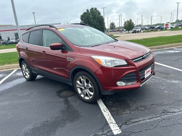 Used 2016 Ford Escape SE with VIN 1FMCU9G91GUB56895 for sale in Hiawatha, IA