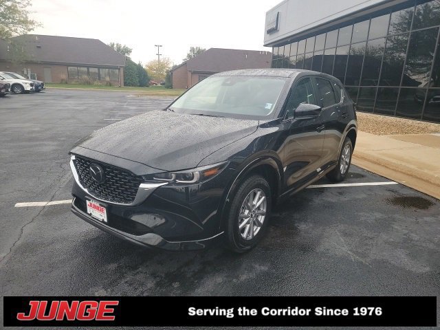 2025 Mazda CX-5 2.5 Select photo 3