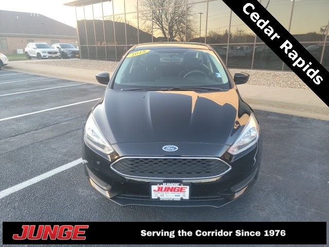Used 2018 Ford Focus SE with VIN 1FADP3F21JL270318 for sale in Hiawatha, IA