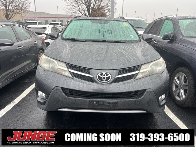 2013 Toyota RAV4 XLE photo 2