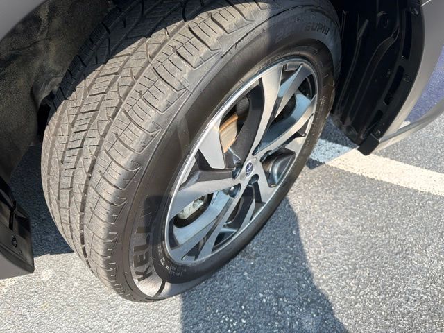 2020 Subaru Outback Limited - Photo 18