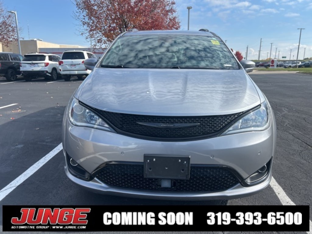 Used 2020 Chrysler Pacifica Launch Edition Minivan/Van