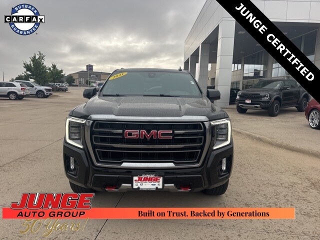 2021 Gmc Yukon XL AT4 photo 2