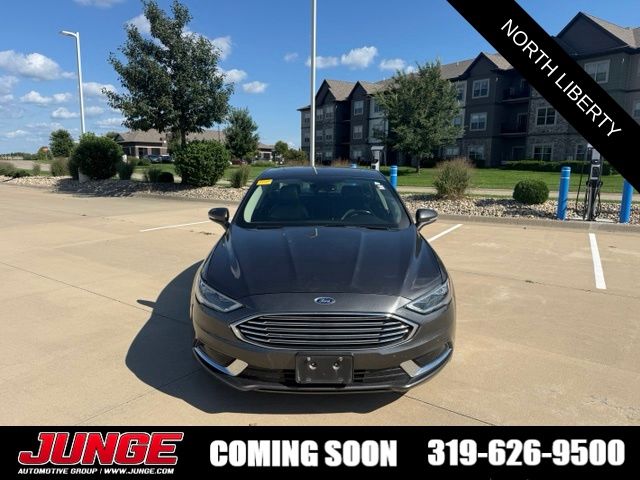 Used 2018 Ford Fusion SE with VIN 3FA6P0HD0JR280958 for sale in North Liberty, IA