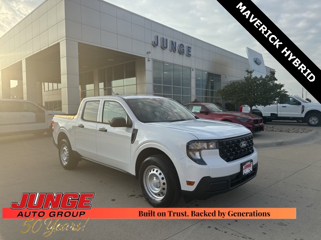 2025 Ford Maverick XL's photo