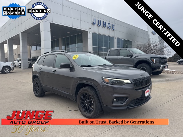 2023 Jeep Cherokee Altitude Lux's photo