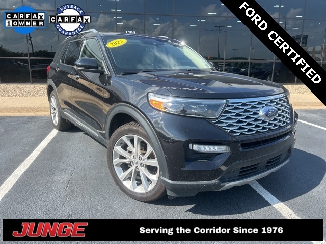 2023 Ford Explorer Platinum's photo