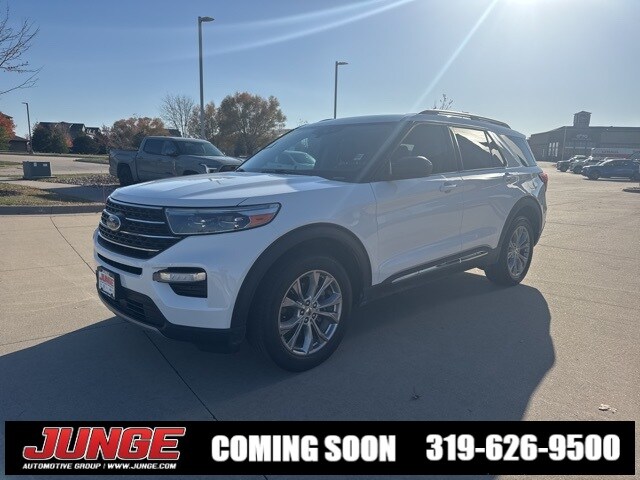 2022 Ford Explorer XLT photo 2