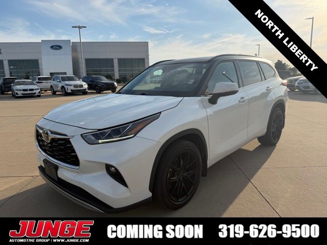 2020 Toyota Highlander Platinum 4x4 V6's photo