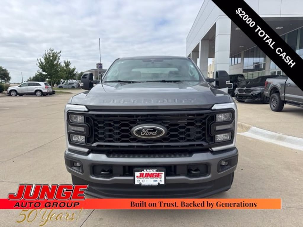 New 2026 Ford F-250SD Lariat Truck