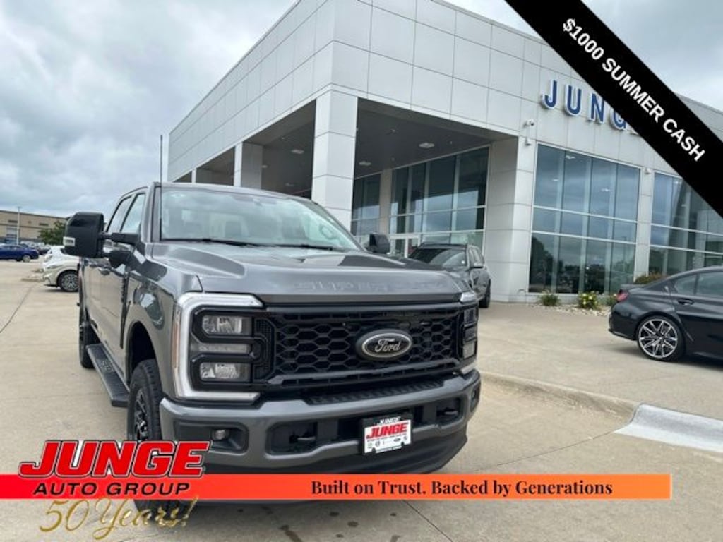 New 2026 Ford F-250SD Lariat Truck