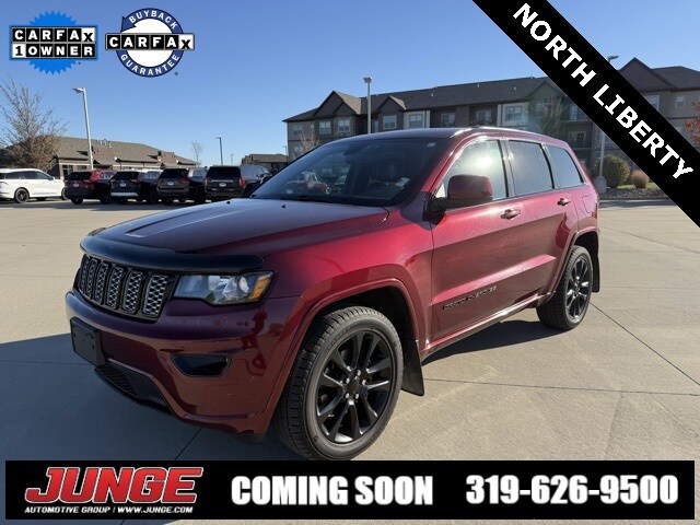 2020 Jeep Grand Cherokee Altitude photo 2