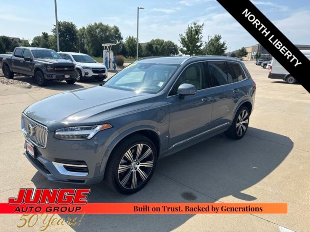Used 2021 Volvo XC90 Recharge Plug-In Hybrid T8 Inscription 7 Passenger SUV
