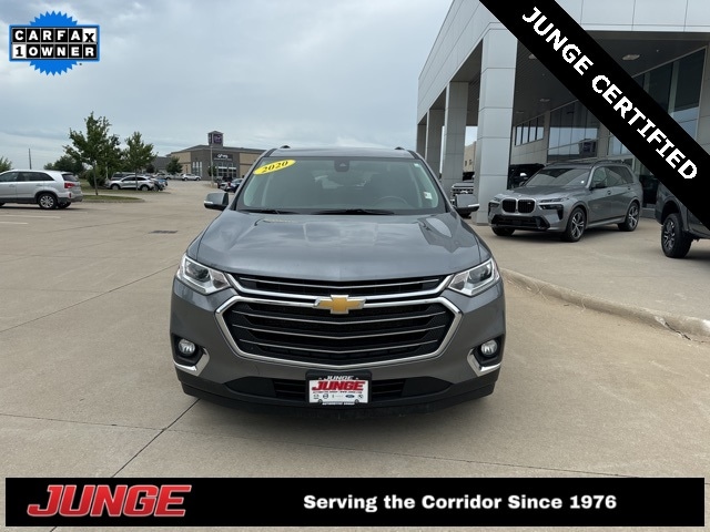 Certified 2020 Chevrolet Traverse 3LT with VIN 1GNEVHKW0LJ236094 for sale in North Liberty, IA