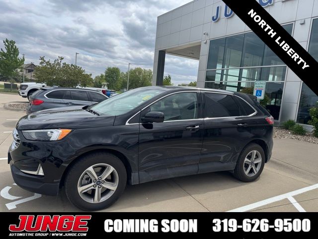 2022 Ford Edge SEL AWD's photo