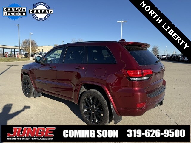 2020 Jeep Grand Cherokee Altitude photo 3