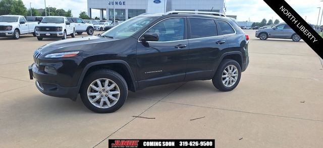 Featured Pre-Owned 2015 Jeep Cherokee Limited SUV for sale in Hiawatha, IA