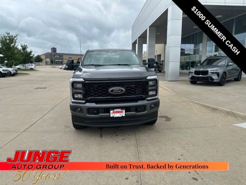 New 2026 Ford F-250SD Lariat Truck