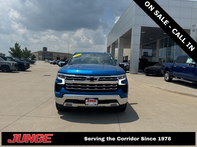 Certified 2022 Chevrolet Silverado 1500 LTZ with VIN 1GCUDGED0NZ543989 for sale in North Liberty, IA