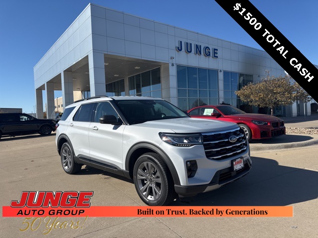 2026 Ford Explorer Active's photo